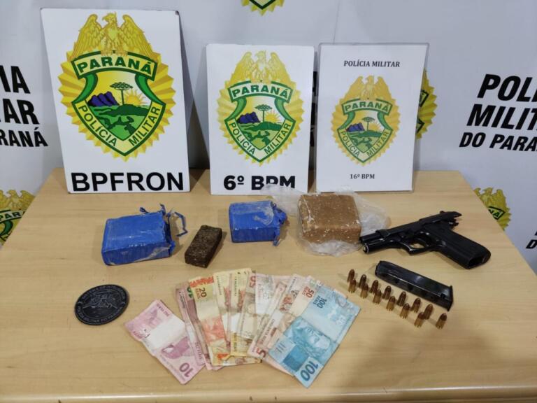 Ação integrada entre polícias prende quatro indivíduos por posse ilegal de arma e tráfico em Cascavel