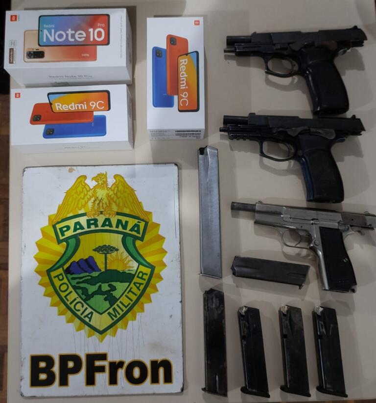 BPFron apreende mulher que tinha armas escondidas nas pernas em ônibus na região