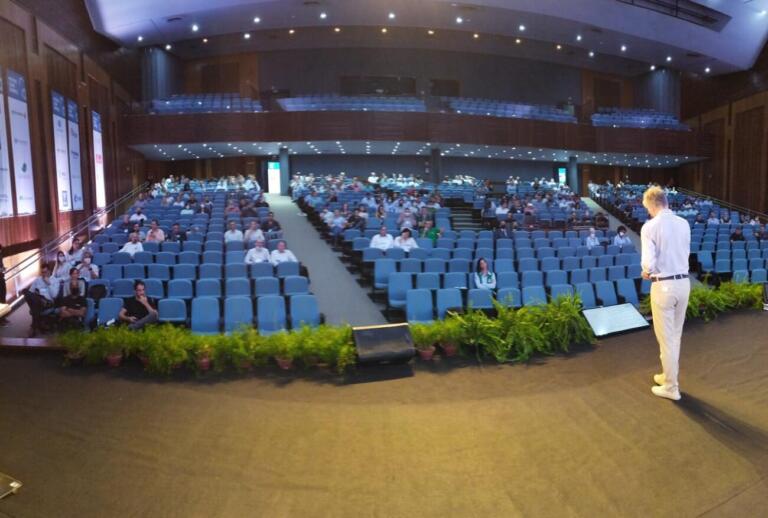 Desafios sanitários e destinos de animais mortos norteiam debates na abertura do Encontro Regional Abraves-PR