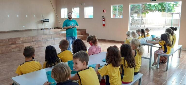 Sicoob Confiança participa da Global Money Week em Nova Santa Rosa