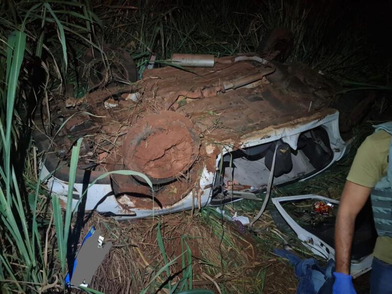 Duas pessoas morrem em acidente de trânsito na PRC-272