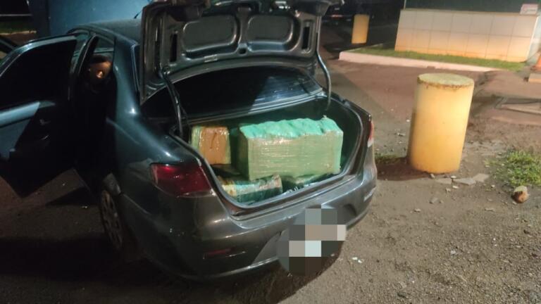 PRF realiza apreensão de cerca de 248,5 kg de maconha que seria levada para o Rio Grande do Sul