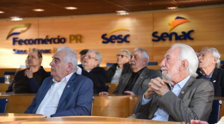 Vice-governador Darci Piana é reeleito presidente da Fecomércio