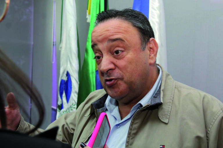 Hussein Bakri faz balanço da liderança do governo e planeja novas ações