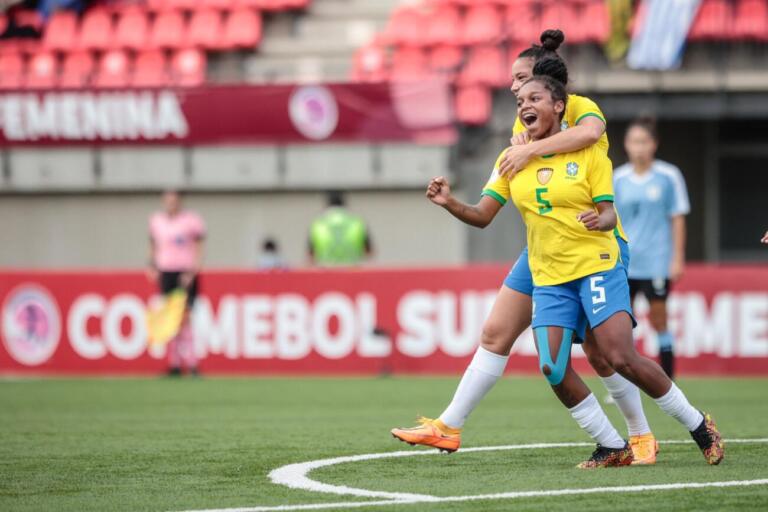 Brasil vence Uruguai por 1 a 0 no Sul-Americano sub-20 feminino