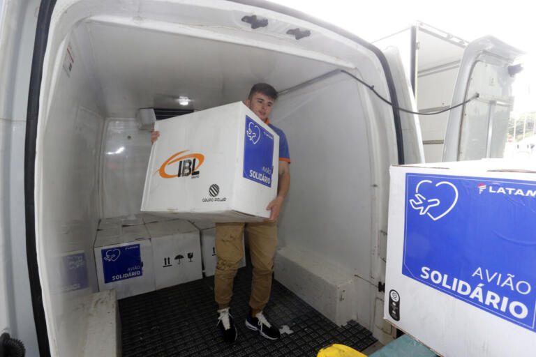 Estado recebe 111 mil vacinas contra a Covid-19, a maior parte para crianças