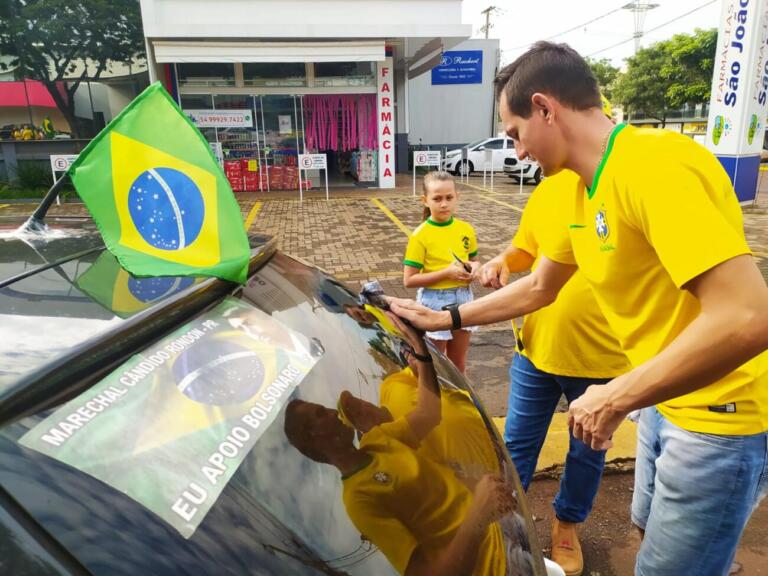 “1° Bolsonaço Solidário” é realizado no centro de Marechal Rondon; veja fotos e vídeos