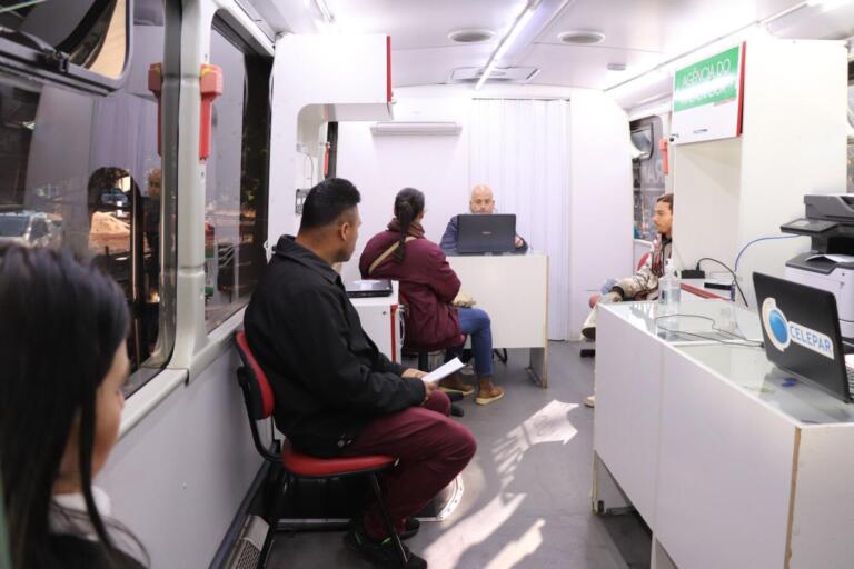 Ônibus do programa Emprega Mais Paraná está atendendo nesta sexta-feira em Marechal Rondon