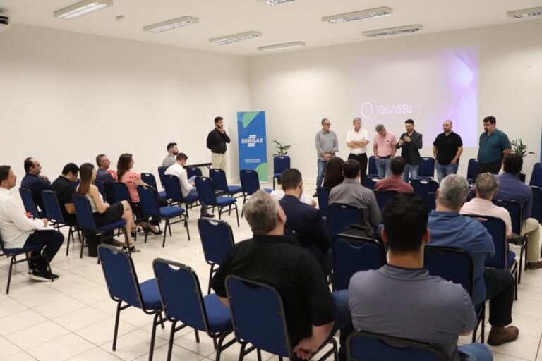 APL Iguassu-IT elege diretoria em evento com business talk