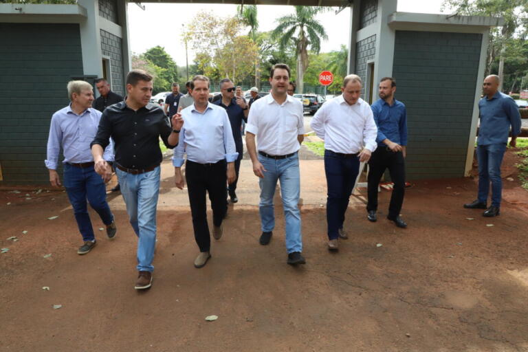 Nos 55 anos de Santa Helena, governador destaca investimentos do Estado no Oeste