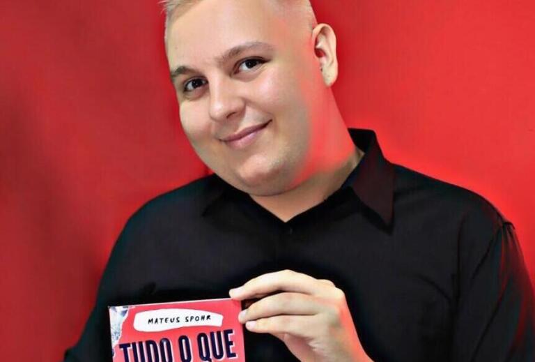 Bragadense realiza pré-venda do seu segundo livro; confira