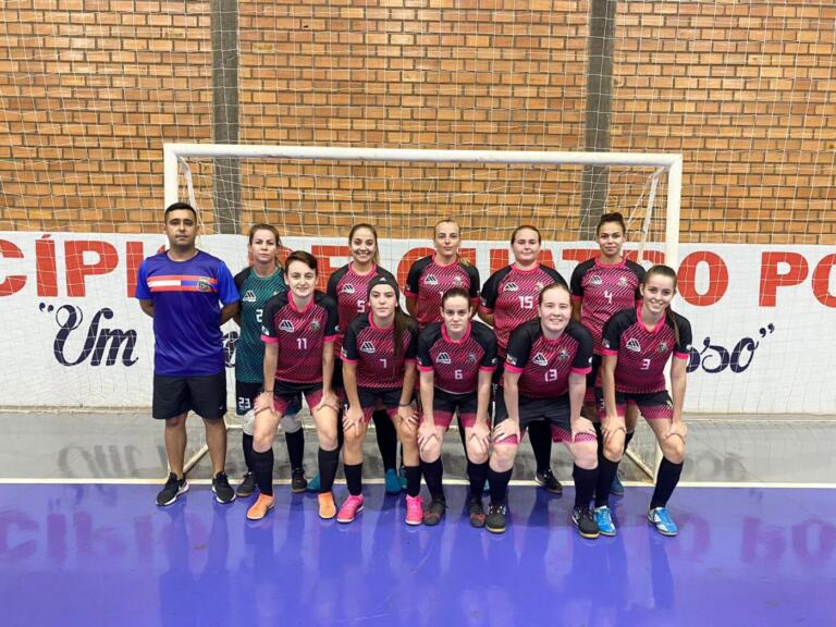 Quatro Pontes vence Pato Bragado e está na final da 1ª Copa Quatro Pontes de Futsal Feminino