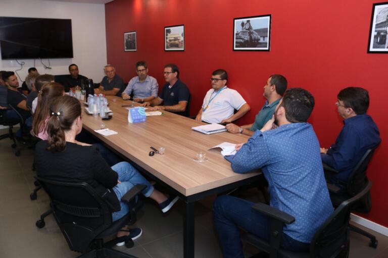 Reunião na Câmara debate projeto que revoga feriado de carnaval em Palotina