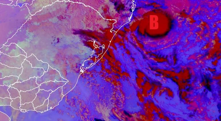 Ciclone se afasta, vento cede e instabilidade prossegue nesta quinta-feira