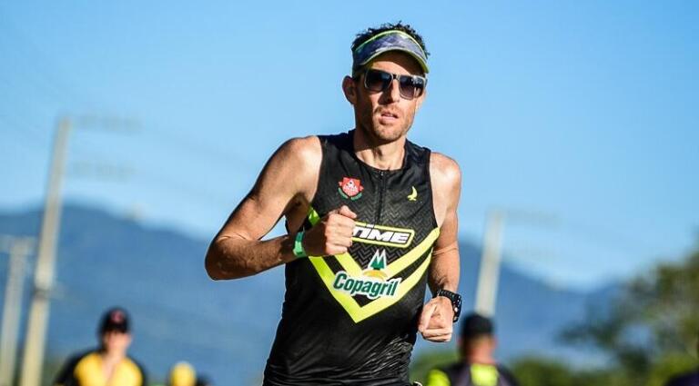 Professor rondonense disputa Ironman Brasil neste domingo em Florianópolis