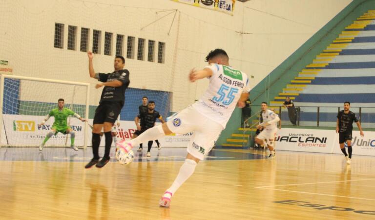 Depois do empate diante do Tubarão, Marechal Futsal se prepara para encarar o Carlos Barbosa na sexta-feira