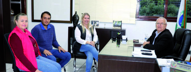 Aniversário de Pato Bragado terá show com Gian e Giovani