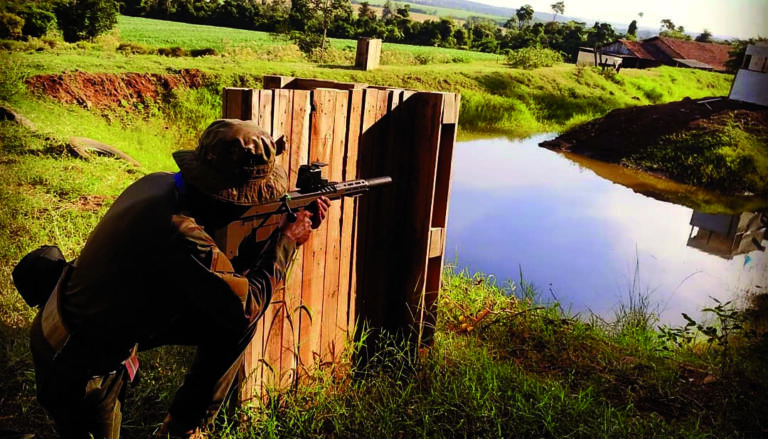 Esporte que simula operações de combate, airsoft se populariza na região