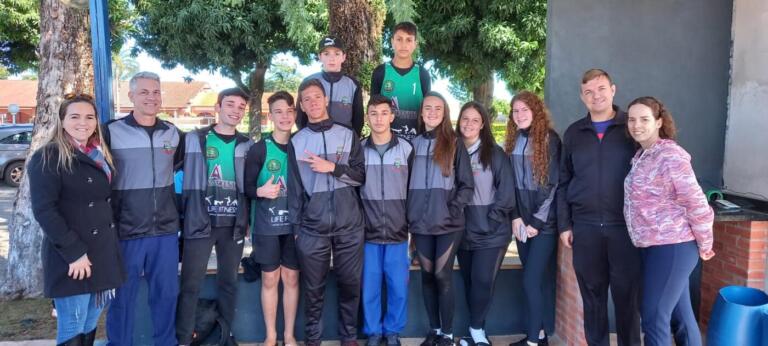 Vice-campeão na macrorregional dos JEPS, voleibol feminino garante vaga inédita na final