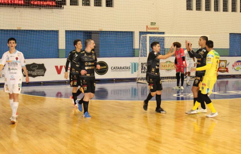 Sub-20 do Marechal Futsal enfrenta o Marreco nesta segunda-feira
