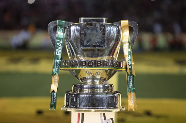 Oitavas de final da Copa do Brasil terão clássicos regionais e Flamengo x Atlético-MG