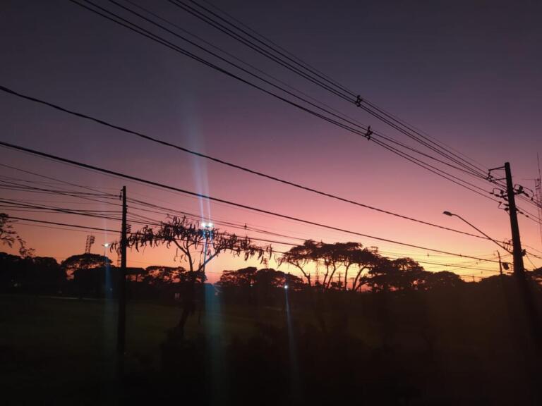 Julho começa com amanhecer frio, mas termômetros devem marcar 26°C nesta sexta-feira