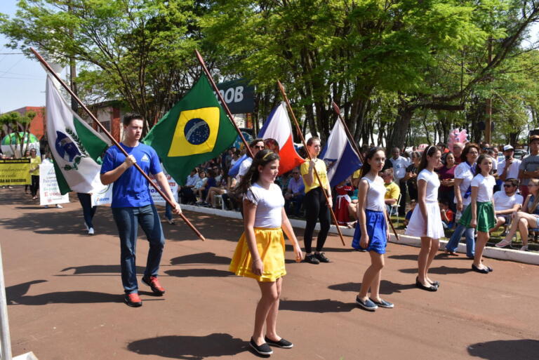 Desfile cívico de Quatro Pontes será planejado nesta quinta-feira