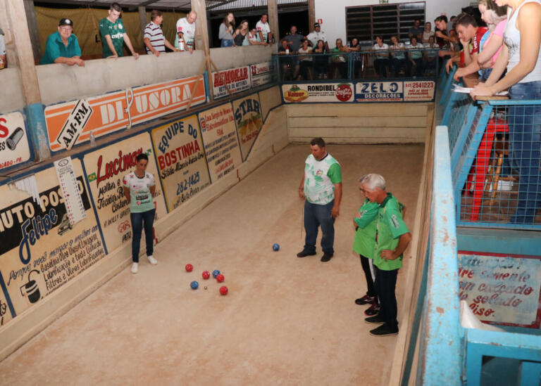 Alceu e Neide são os campões do Campeonato de Bocha Mista edição 2022