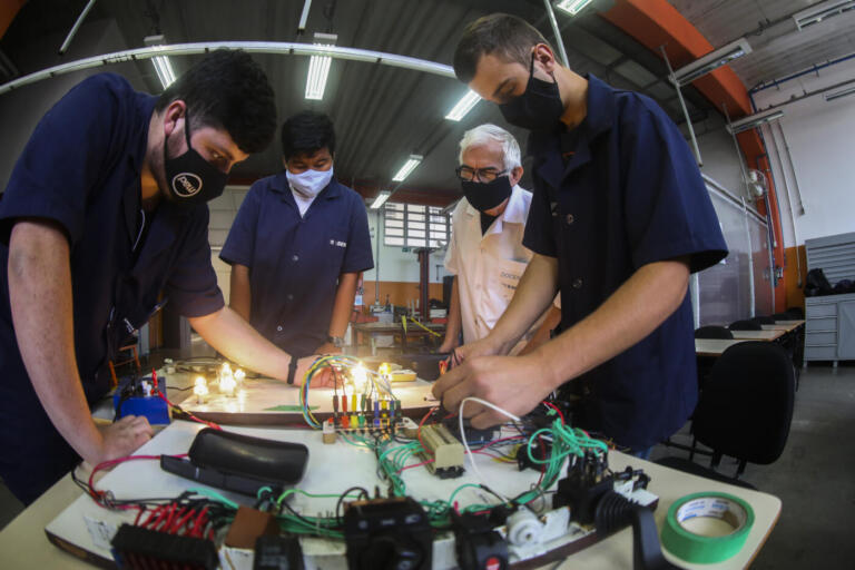 Senai abre 40 vagas gratuitas para Curso Técnico em Toledo