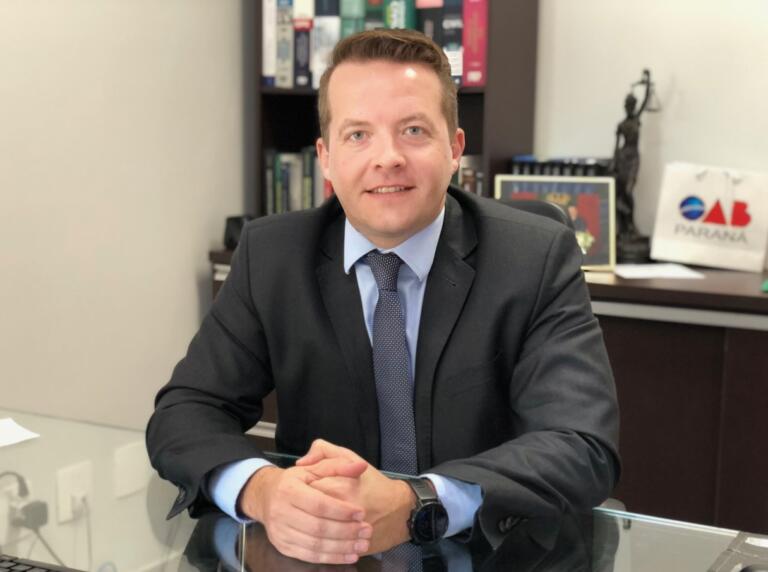 Carnaval eleitoral: Lula na mira do TSE