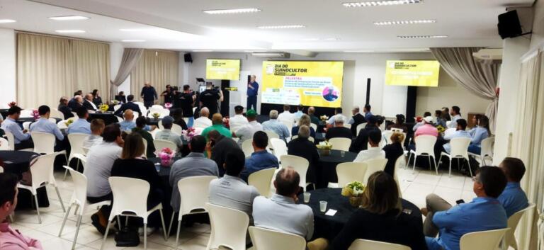 O Presente Rural e Frimesa promovem hoje 1º Dia do Suinocultor