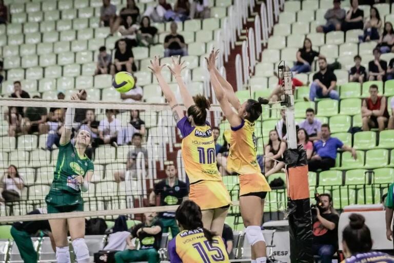 Vôlei Marechal é derrotado pela Unilife na estreia do Paranaense Adulto