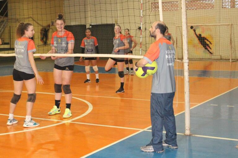 Vôlei Marechal vai a Foz do Iguaçu em busca da primeira vitória no Paranaense