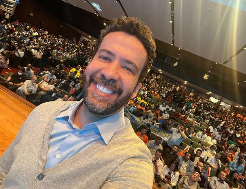 Avante oficializa candidatura de Janones à Presidência da República