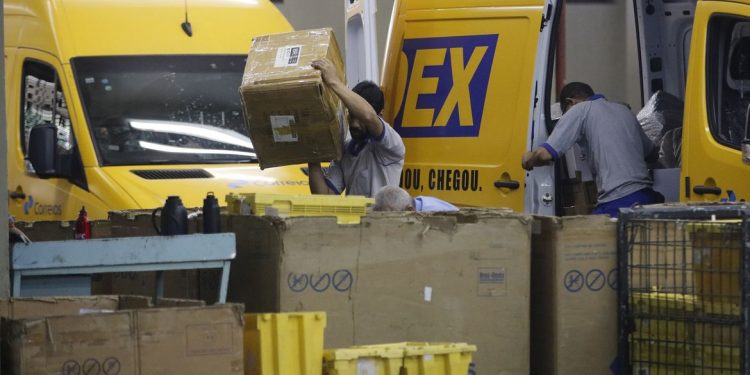 Correios passam a exigir CPF ou CNPJ de remetentes de encomendas