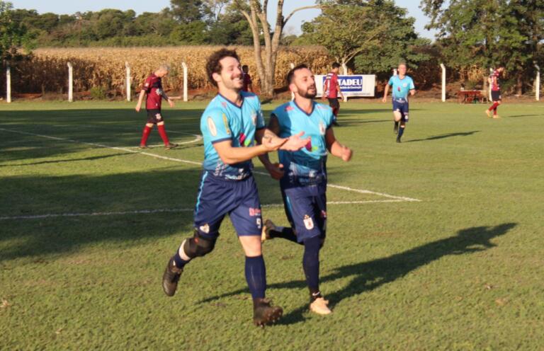 Maicon Krein reedita feito de 2015 e coloca Grêmio Aimoré na final; Clube Lira avança nos pênaltis