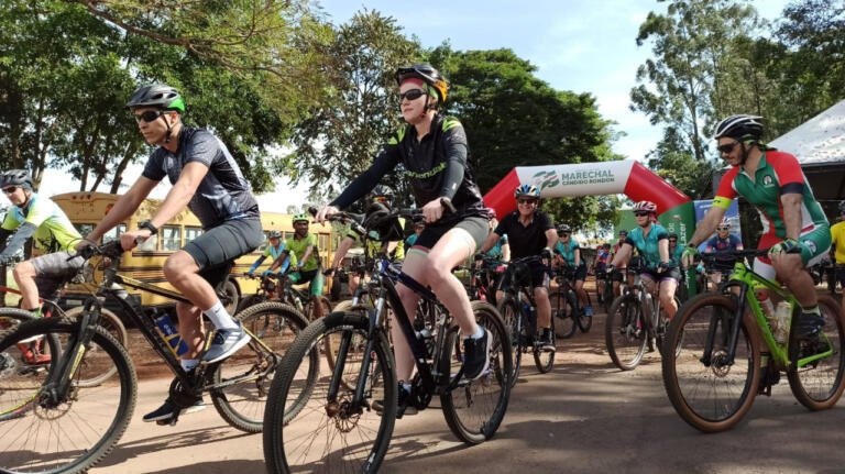 Pedal Desafio tem participação de 300 ciclistas e firma-se como novo atrativo da Expo Rondon