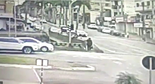 Família quer que polícia investigue suicídio de responsável pelo monitoramento do clube onde petista foi assassinado