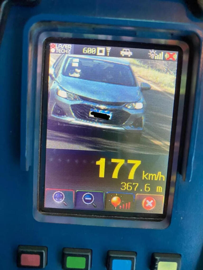 Condutor é flagrado a 177 km/h em rodovia estadual de pista simples na região