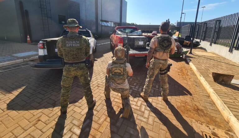 Veículos e embarcação carregados com contrabando são apreendidos em Marechal Rondon