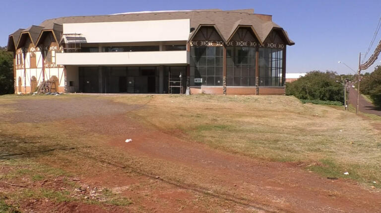 Tribunal de Contas vai fiscalizar 18 municípios por obras paradas no Paraná; Marechal Rondon é um deles