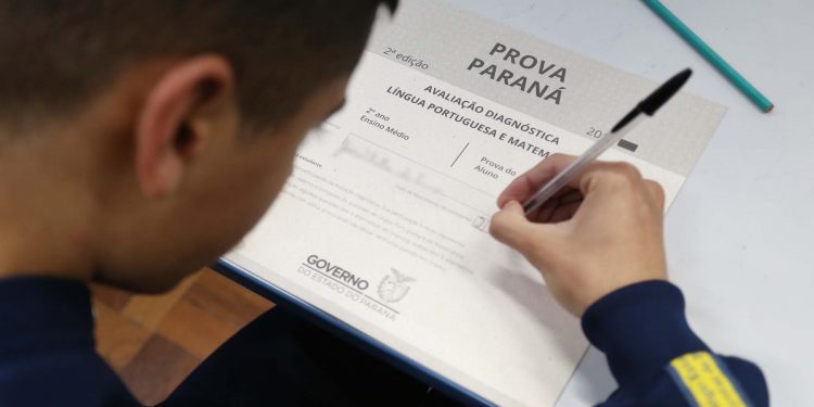Prova Paraná será aplicada para 3,7 mil alunos da rede municipal