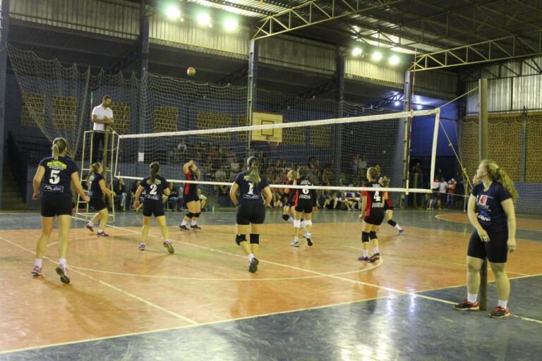 Liga de Voleibol inicia nesta terça-feira em Mercedes