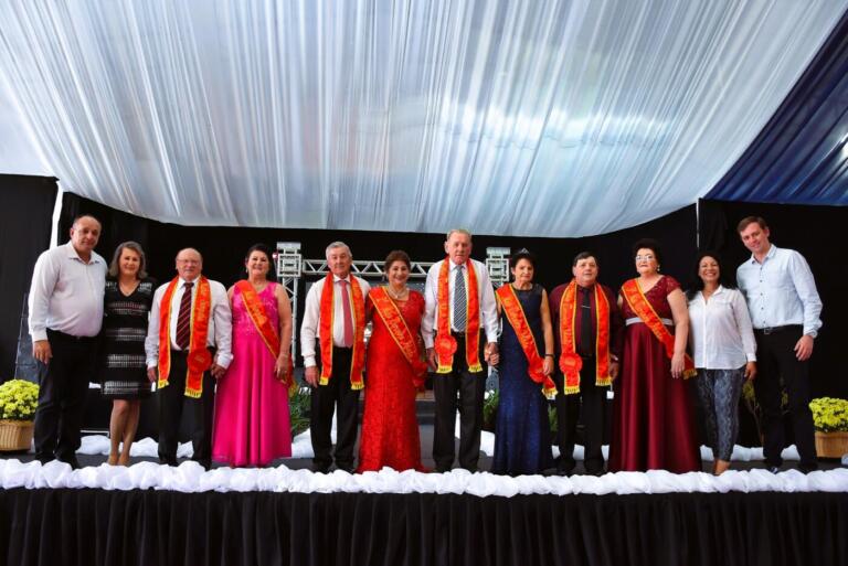 Otmar Koch e Lídia Dumkesão são eleitos Miss e Mister Terceira Idade de Quatro Pontes