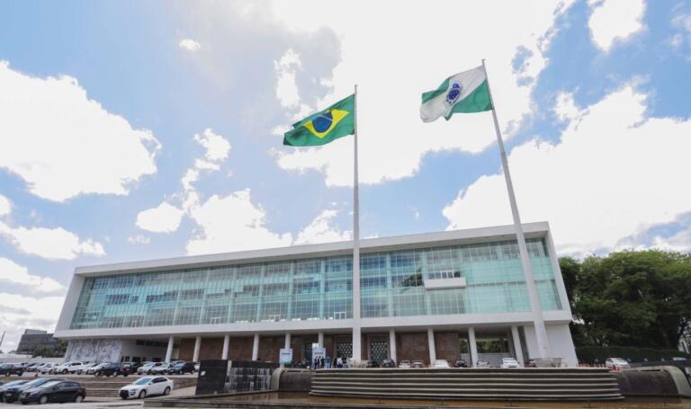 Todos são iguais perante Ratinho