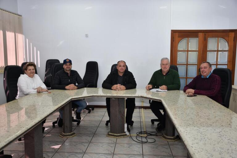 Campanha de Natal do comércio de Quatro Pontes promete ser atrativa