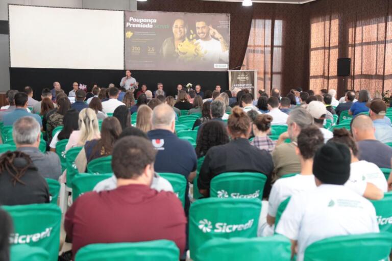 Seminário Estadual da Piscicultura reúne centenas de pessoas ligadas ao setor em Maripá