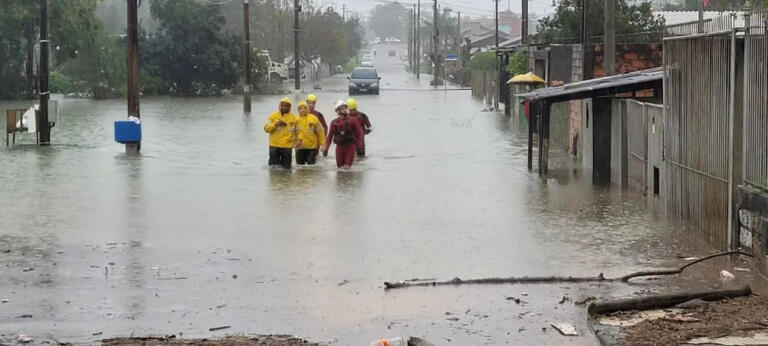 Ciclone extratropical deixa rastro de destruição em Santa Catarina; veja fotos