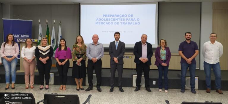 Jovens de Mercedes iniciam projeto de preparação ao mercado de trabalho