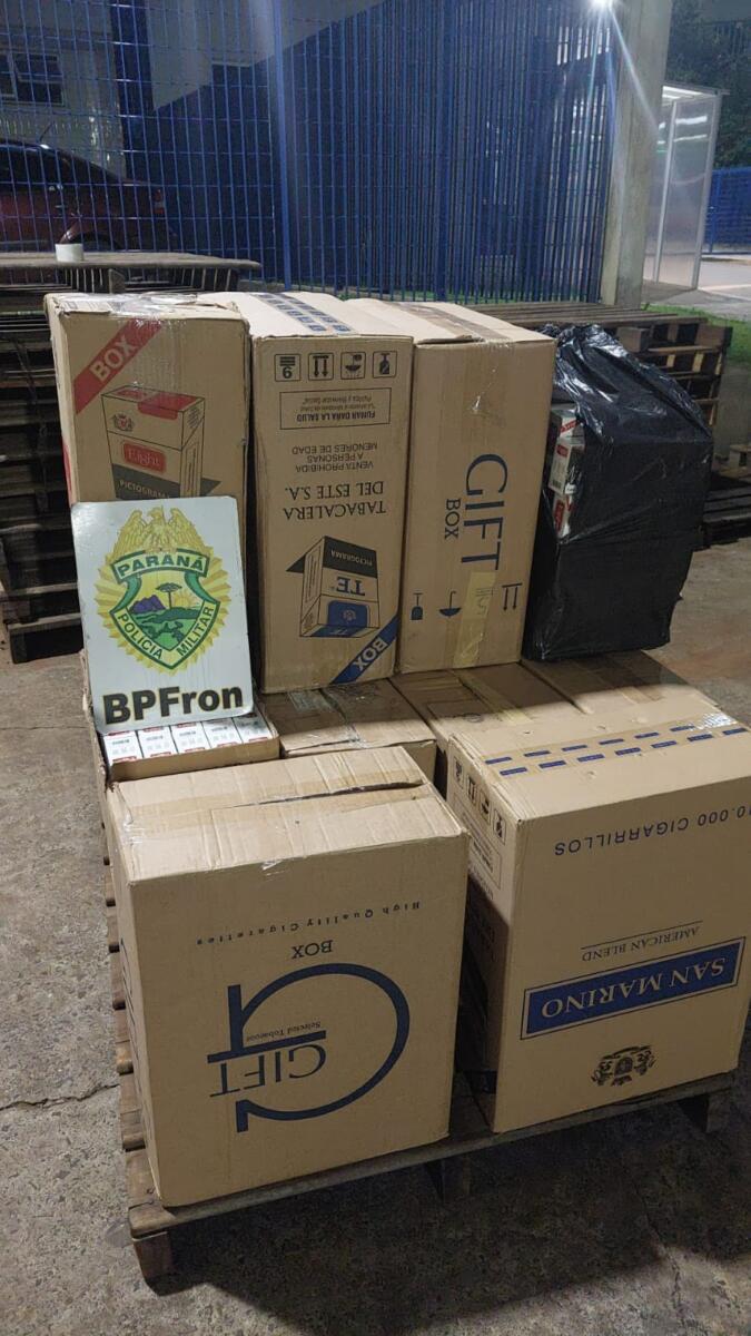 BPFron apreende 700 pacotes de cigarros contrabandeados em Foz do Iguaçu